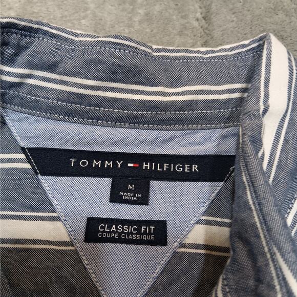 Tommy‎ Hilfiger Men's Button Down Shirt Size Medium Classic Fit Button Collar - Picture 4 of 13